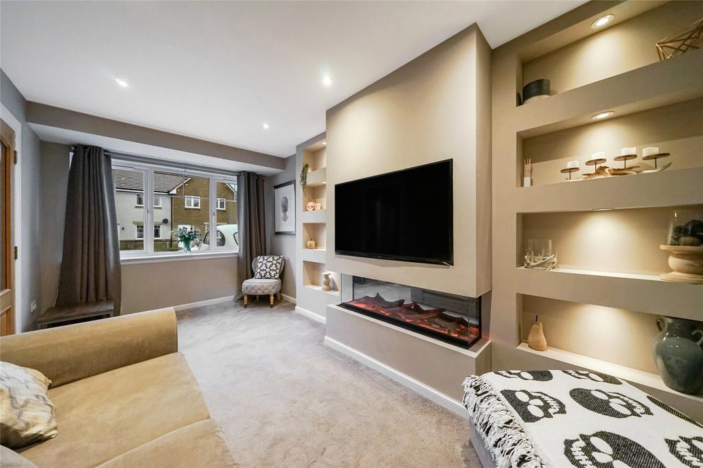 Snug/Garage Conv