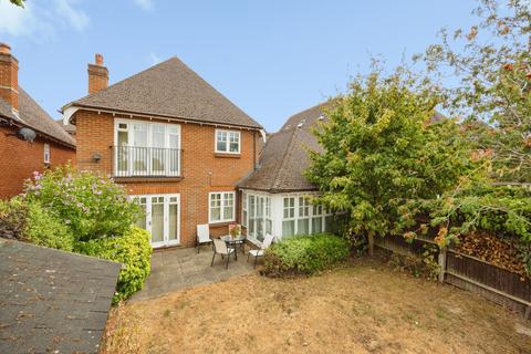 4 bedroom detached house for sale, Walnut Tree Place, Send, Woking, Surrey, GU23