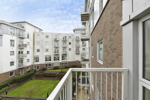Station View, Guildford, Surrey, GU1