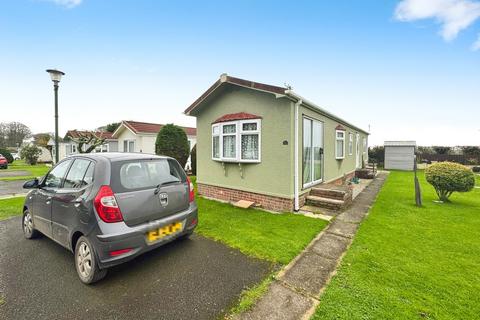 2 bedroom bungalow for sale, Trelawne Gardens, Trelawne, Looe, Cornwall, PL13