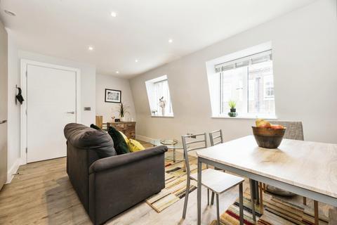1 bedroom flat for sale, Chertsey Street, Guildford, Surrey, GU1