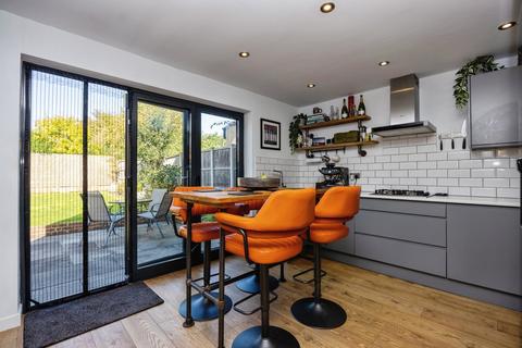 3 bedroom semi-detached house for sale, Aldershot Road, Guildford, Surrey, GU2