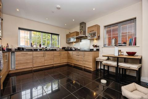 5 bedroom detached house for sale, Knox Road, Guildford, Surrey, GU2