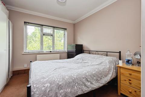1 bedroom flat for sale, Cabell Road, Guildford, Surrey, GU2