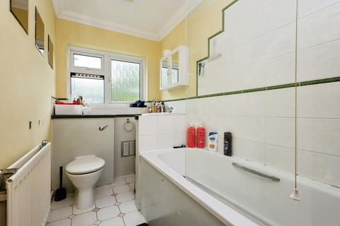 1 bedroom flat for sale, Cabell Road, Guildford, Surrey, GU2