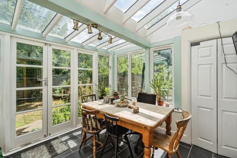 4 bedroom end of terrace house for sale, Oakfields, Guildford, Surrey, GU3