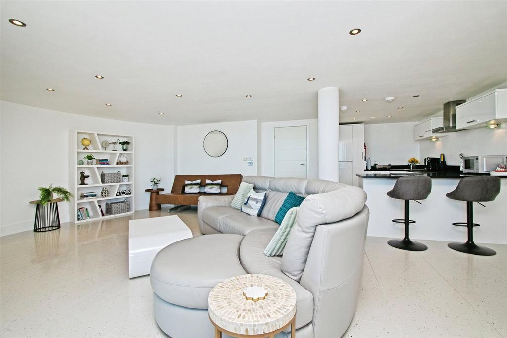 Lounge Area
