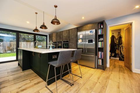 3 bedroom detached house for sale, Birtley Green, Bramley, Guildford, Surrey, GU5
