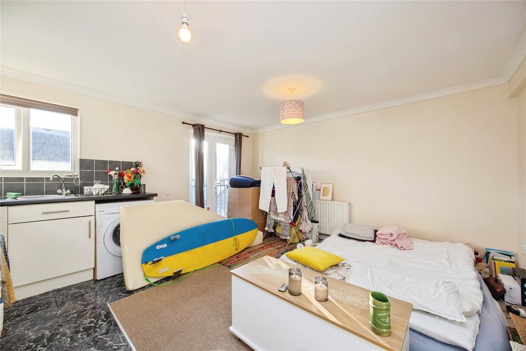 Flat 2 Studio Room