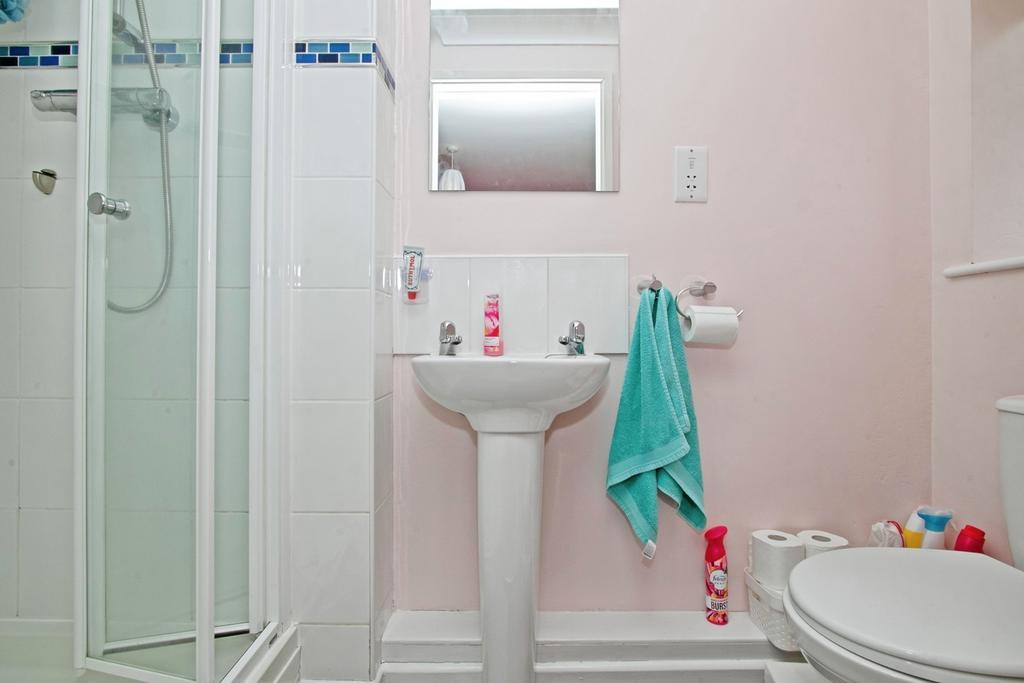 En Suite Shower/Wc