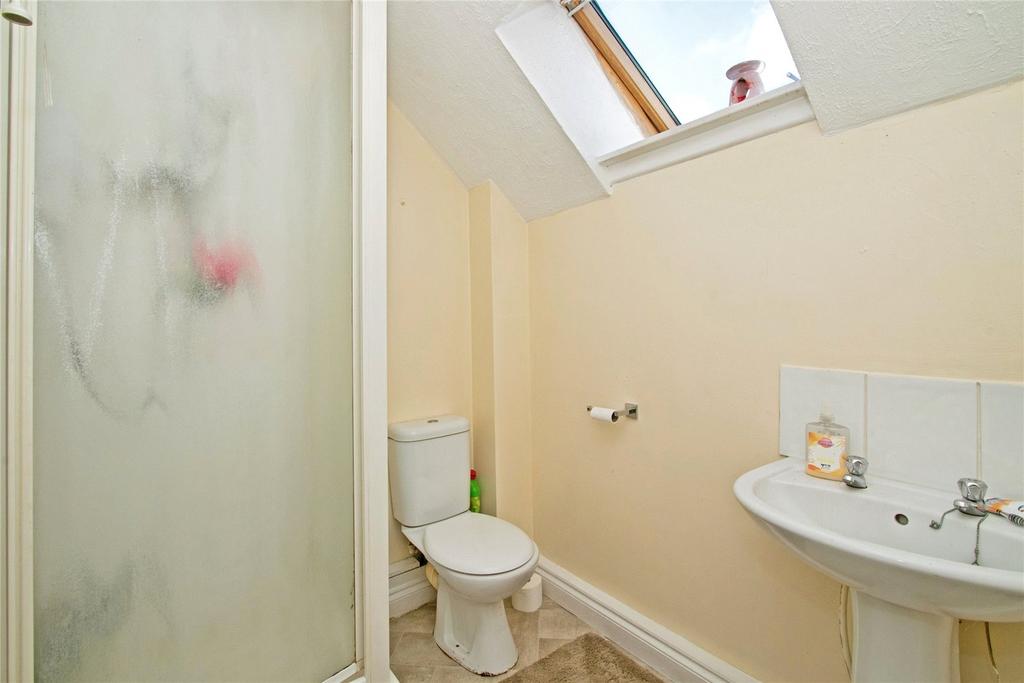 Shower/Cloakroom