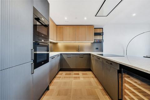 3 bedroom apartment to rent, Merino Gardens, London, E1W