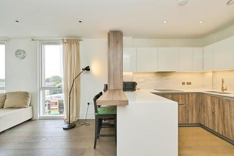 2 bedroom flat for sale, Queenshurst Square, Kingston upon Thames, KT2