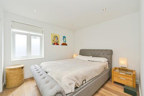 undefined, London Road, KINGSTON UPON THAMES, Surrey, KT2