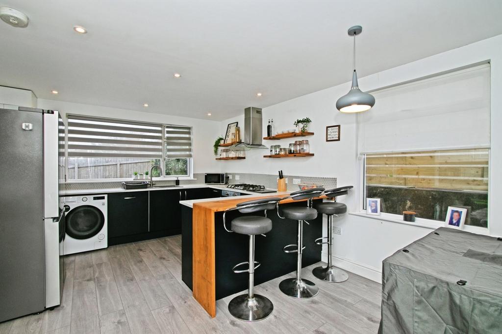Kitchen/Breakfast Rm