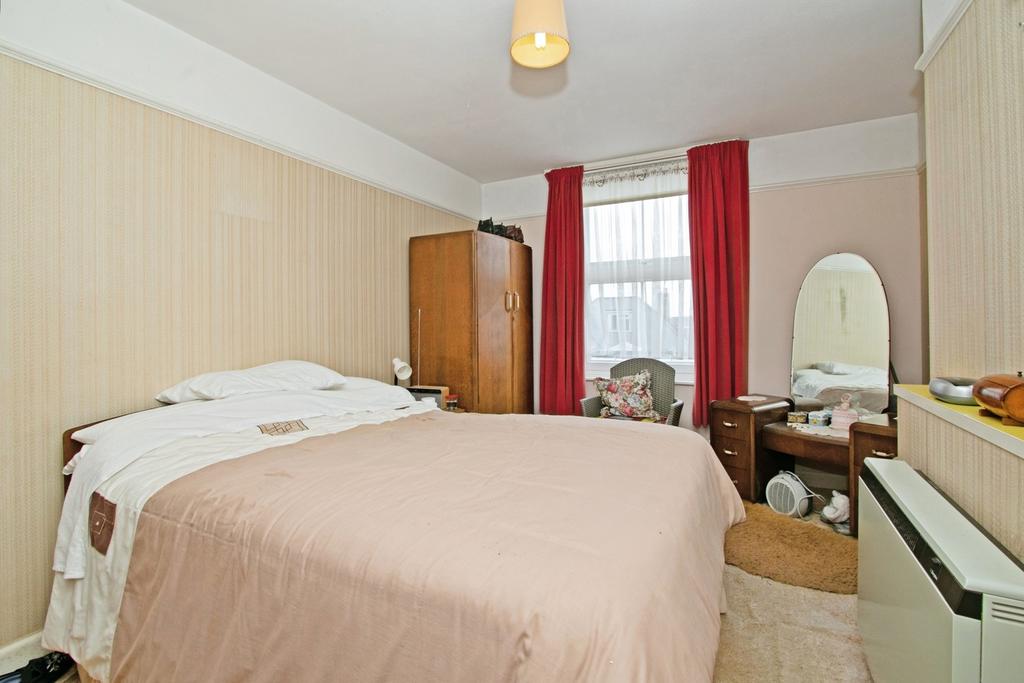 Bedroom 5/Dining Rm