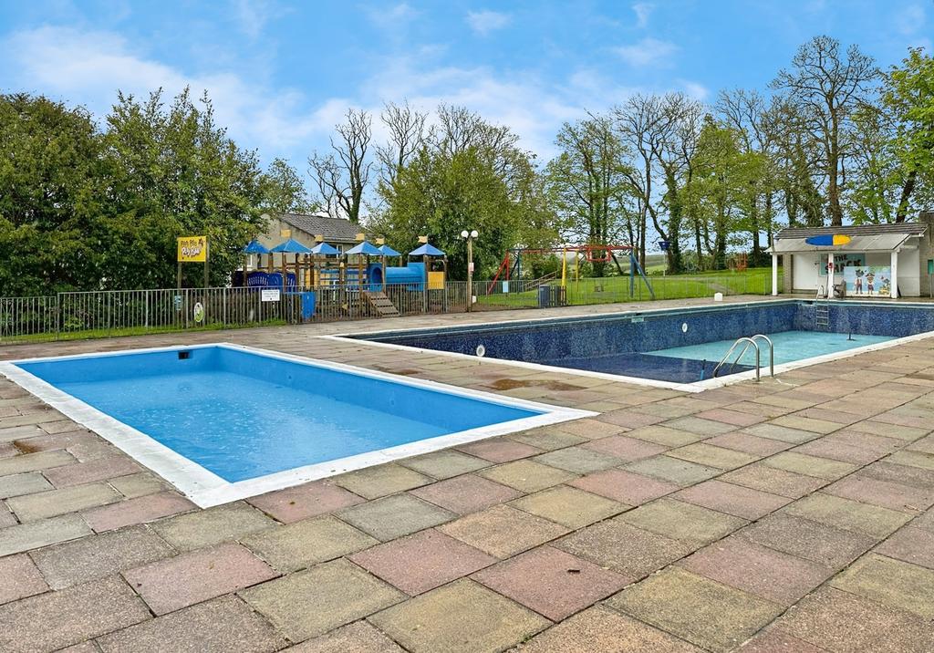 Outdoor Pools