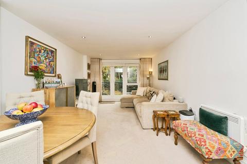 2 bedroom flat for sale, Royal Quarter, Seven Kings Way, Kingston upon Thames, KT2