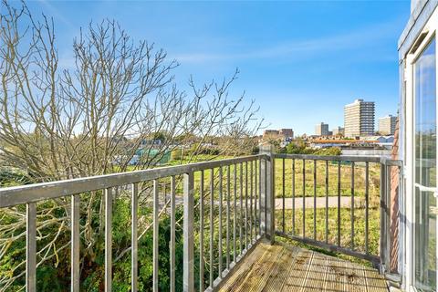 Boundary Close, Kingston upon Thames, KT1