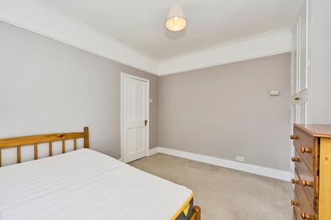 3 bedroom detached house for sale, Caversham Road, Kingston upon Thames, KT1