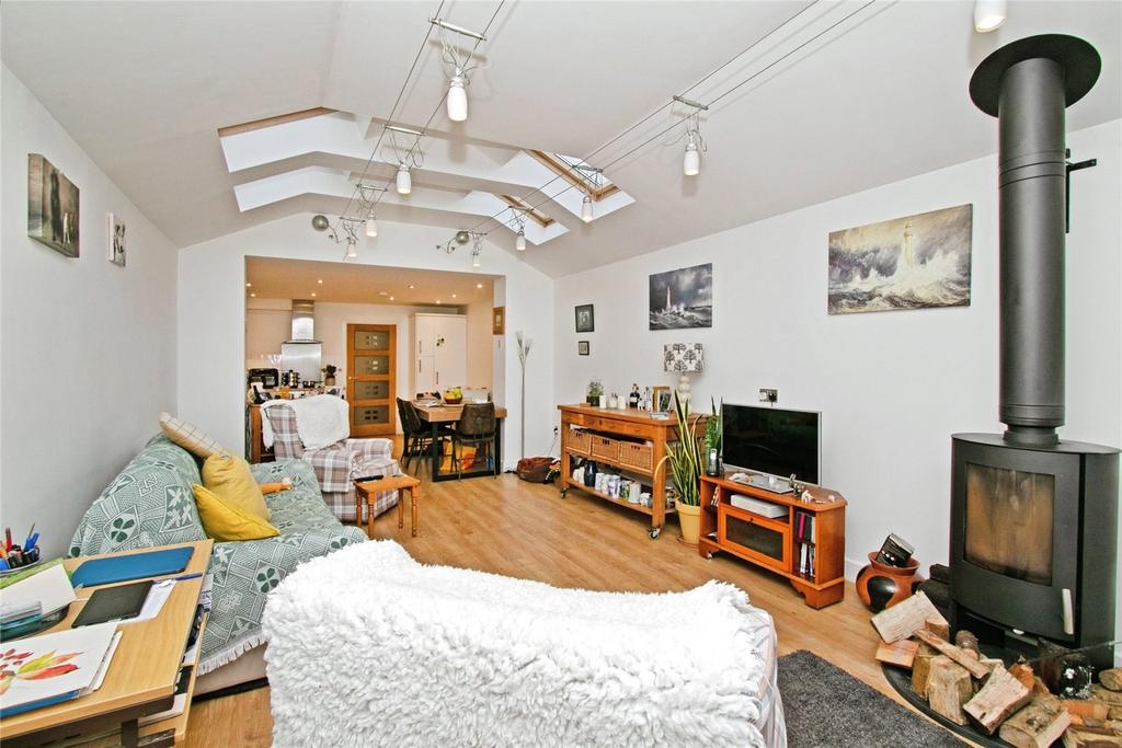 Lounge Area