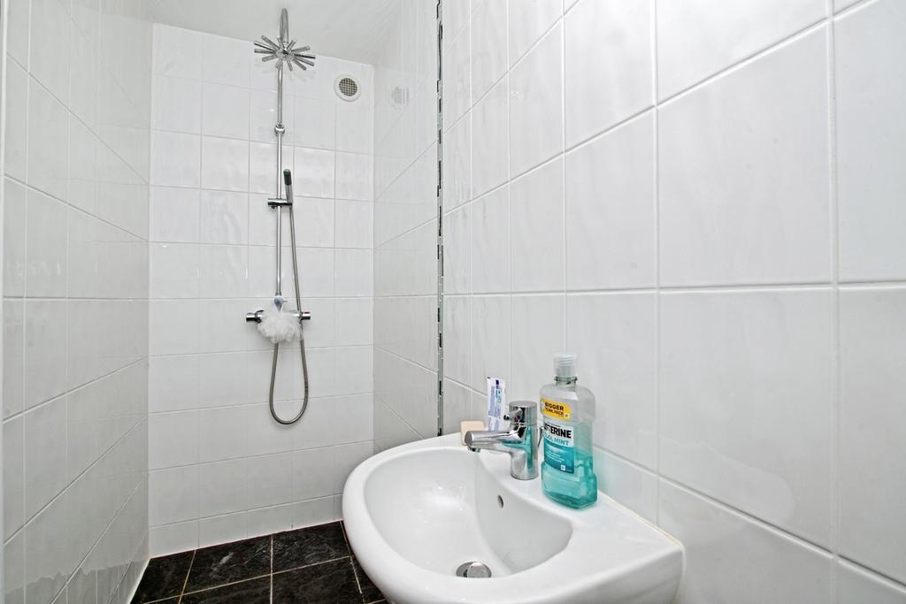 En Suite Shower/Wc