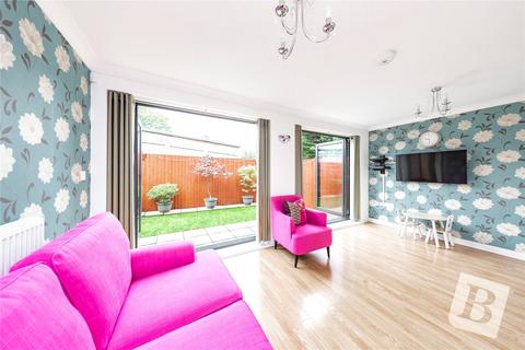 3 bedroom semi-detached house for sale, Margaret Road, Gidea Park, RM2