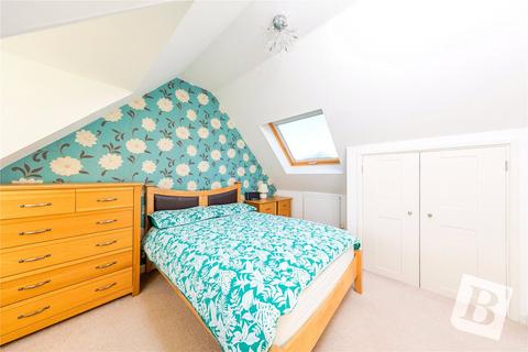 3 bedroom semi-detached house for sale, Margaret Road, Gidea Park, RM2