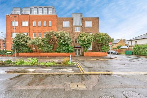 undefined, Albert Road, Kingston upon Thames, KT1