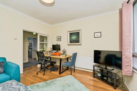 undefined, Albert Road, Kingston upon Thames, KT1