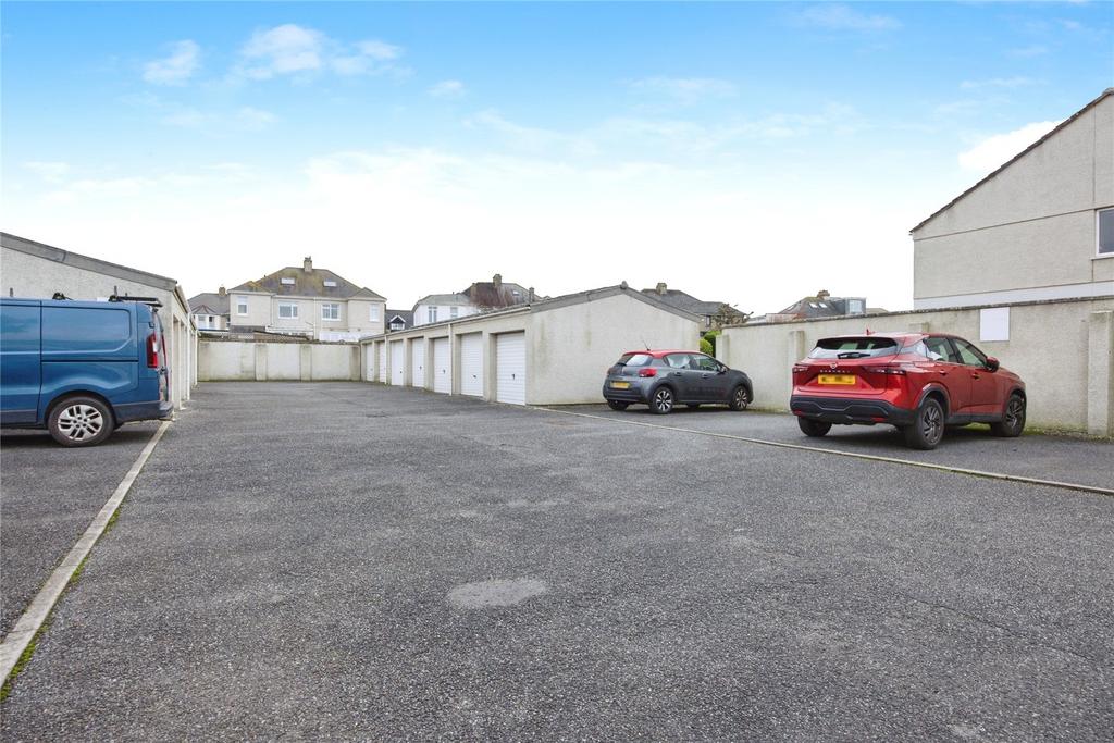 Garage &amp; Parking