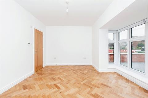 2 bedroom bungalow for sale, Kenilworth Road, Ashford, Surrey, TW15