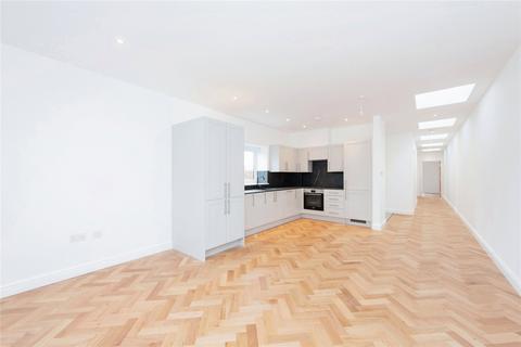 2 bedroom bungalow for sale, Kenilworth Road, Ashford, Surrey, TW15