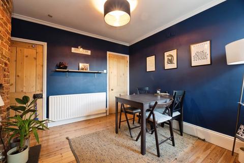 3 bedroom terraced house for sale, Kingston Road, Leatherhead, Surrey, KT22