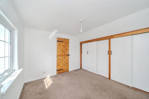 undefined, Middle Road, Leatherhead, Surrey, KT22
