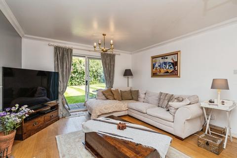 undefined, Green Lane, Leatherhead, Surrey, KT22