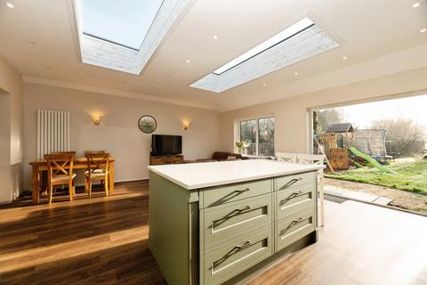 Cannon Grove, Fetcham, Leatherhead, Surrey, KT22