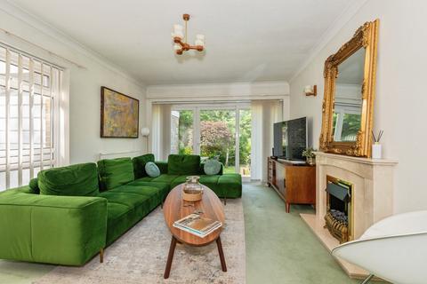 undefined, Ermyn Way, Leatherhead, Surrey, KT22