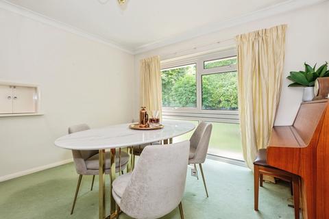 undefined, Ermyn Way, Leatherhead, Surrey, KT22