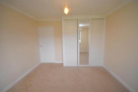 2 bedroom flat to rent, Brookhurst Court, Beverley Road, Leamington Spa