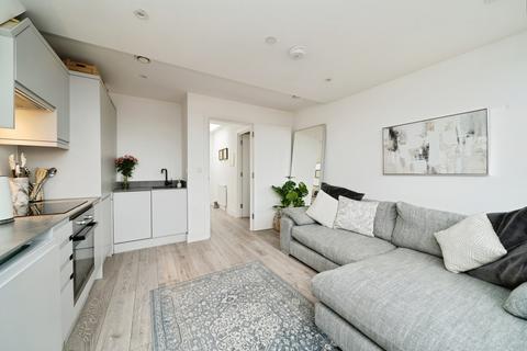 High Street, Leatherhead, Surrey, KT22