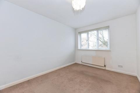 undefined, Elmer Mews, Fetcham, Leatherhead, Surrey, KT22