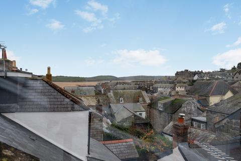 4 bedroom terraced house for sale, Duke Street, Padstow, Cornwall, PL28
