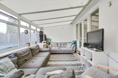 3 bedroom bungalow for sale, Nutcroft Grove, Fetcham, Leatherhead, Surrey, KT22