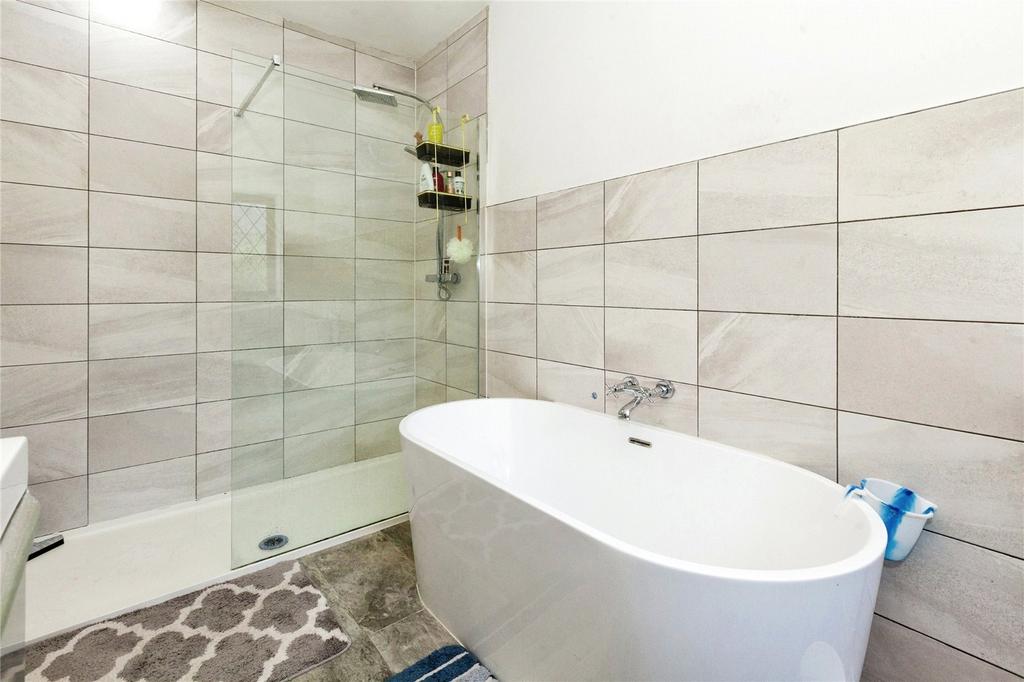 En-Suite 2