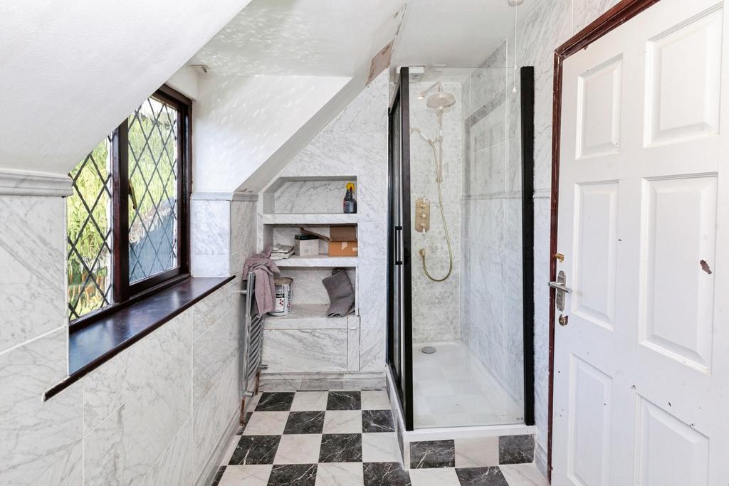 Master En-Suite