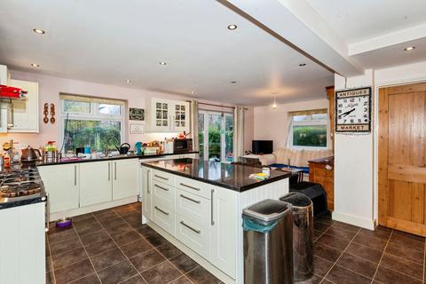 Highway Road, Maidenhead, Berkshire, SL6