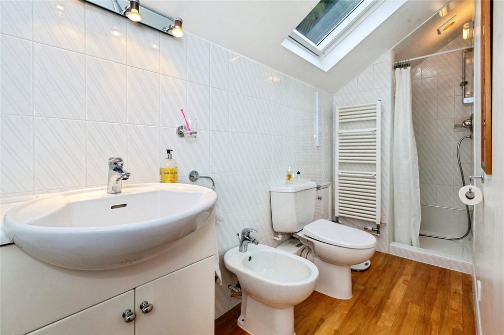 Master En-Suite