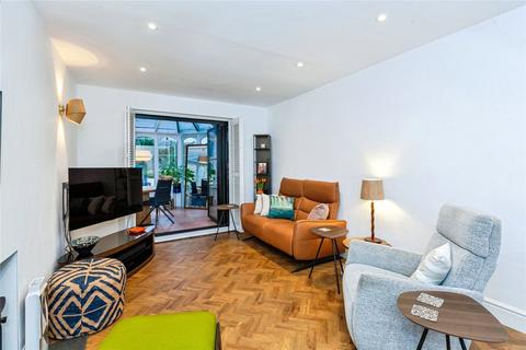 undefined, Courtlands, Maidenhead, Berkshire, SL6