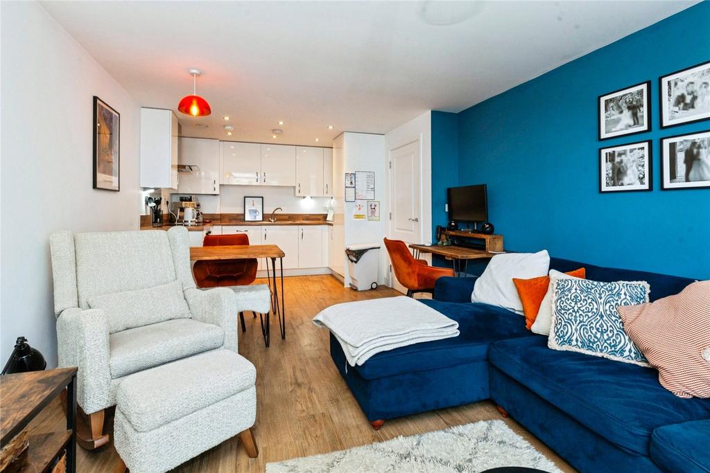 Kitchen / Living